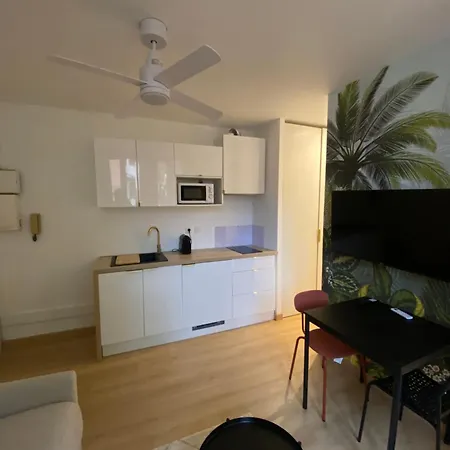 Calme Au Centre Apartment *
